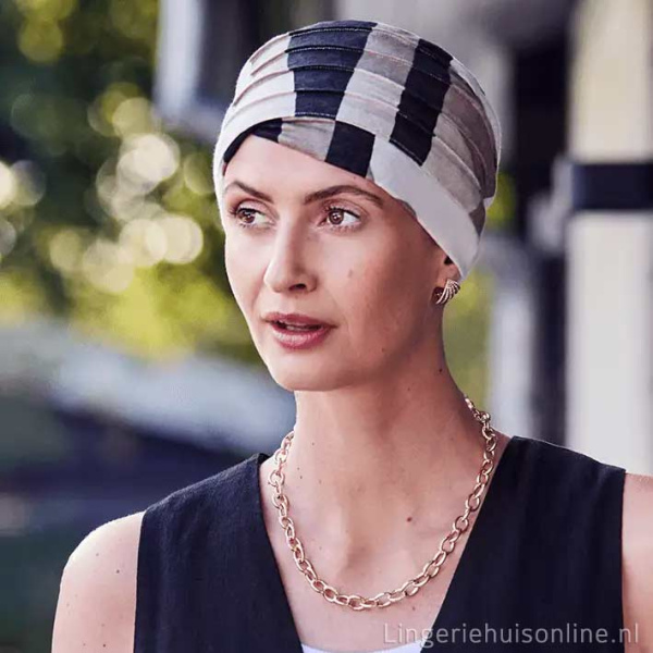 Luchtig en ademend chemomutsje van linnen – HocYoga