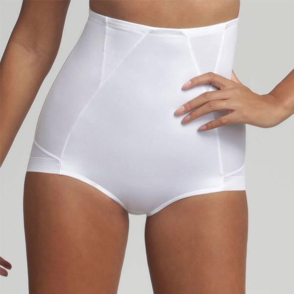 Playtex P04MY corrigerend hoog pantybroekje met vlakke bilranden