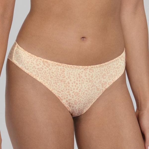 Rosa Faia Joy string 1359